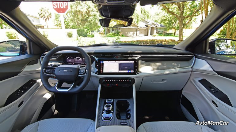 Интерьер Jeep Cherokee Limited 4x4 2026 года