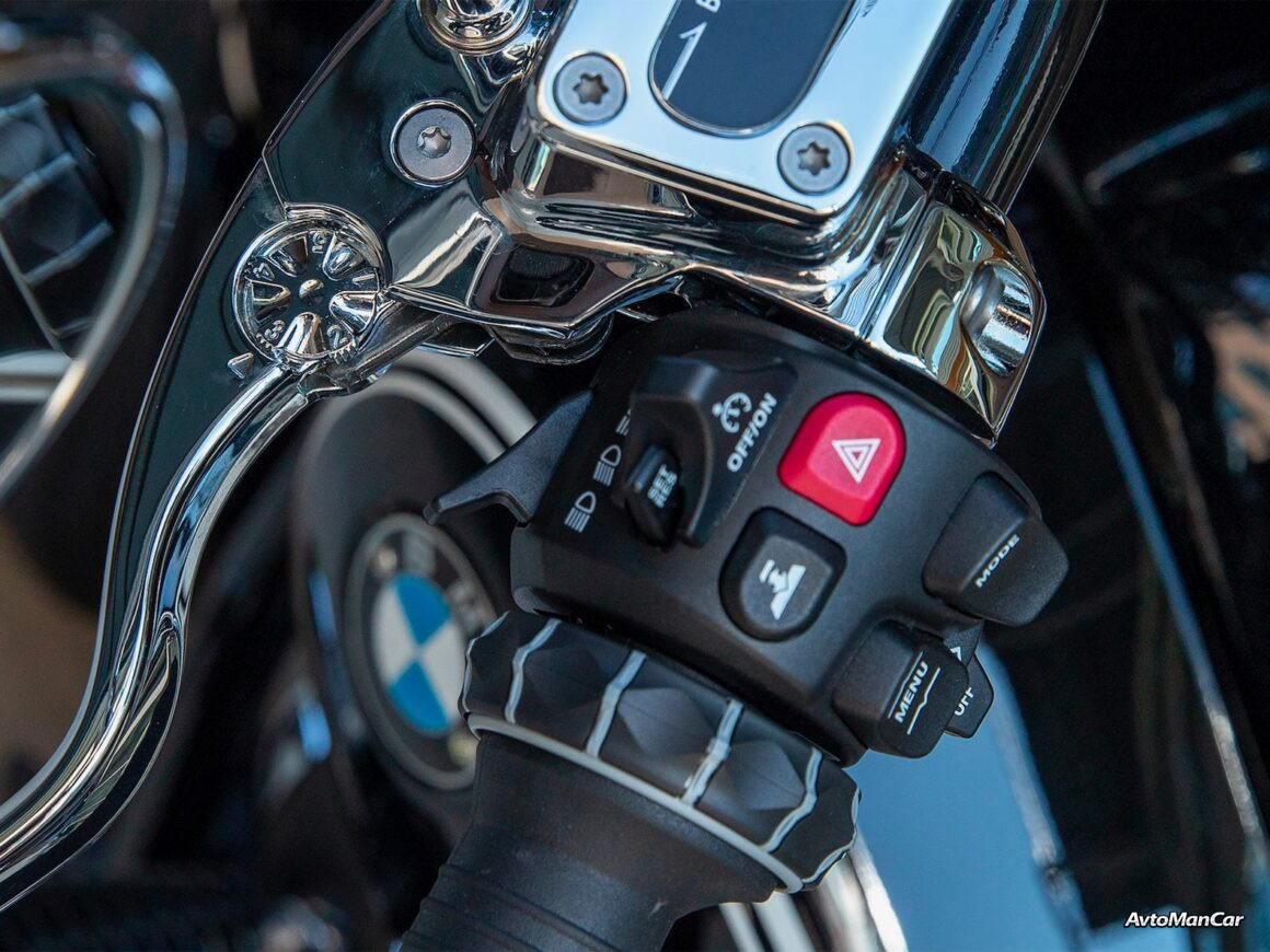 BMW R 18 B передняя часть с обтекателем