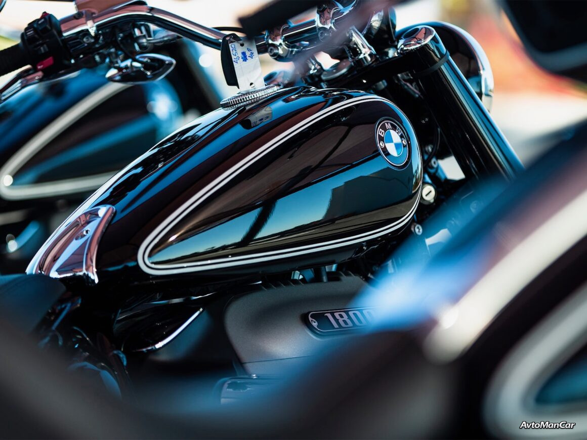 BMW R 18 B вид сбоку