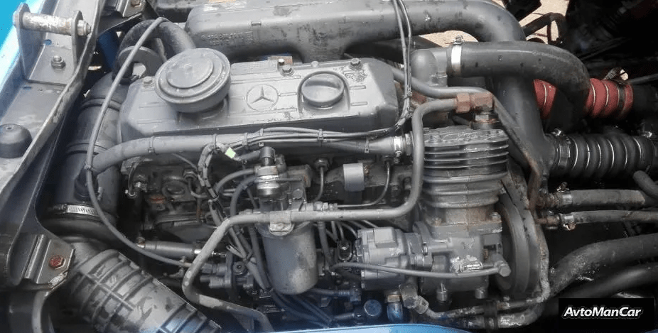 Под капотом двигатель Mercedes OM364.