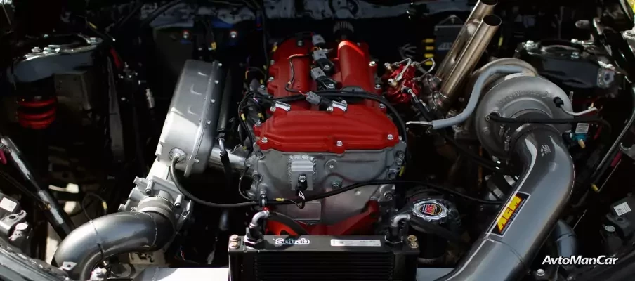 Под капотом двигатель Toyota 2AR.