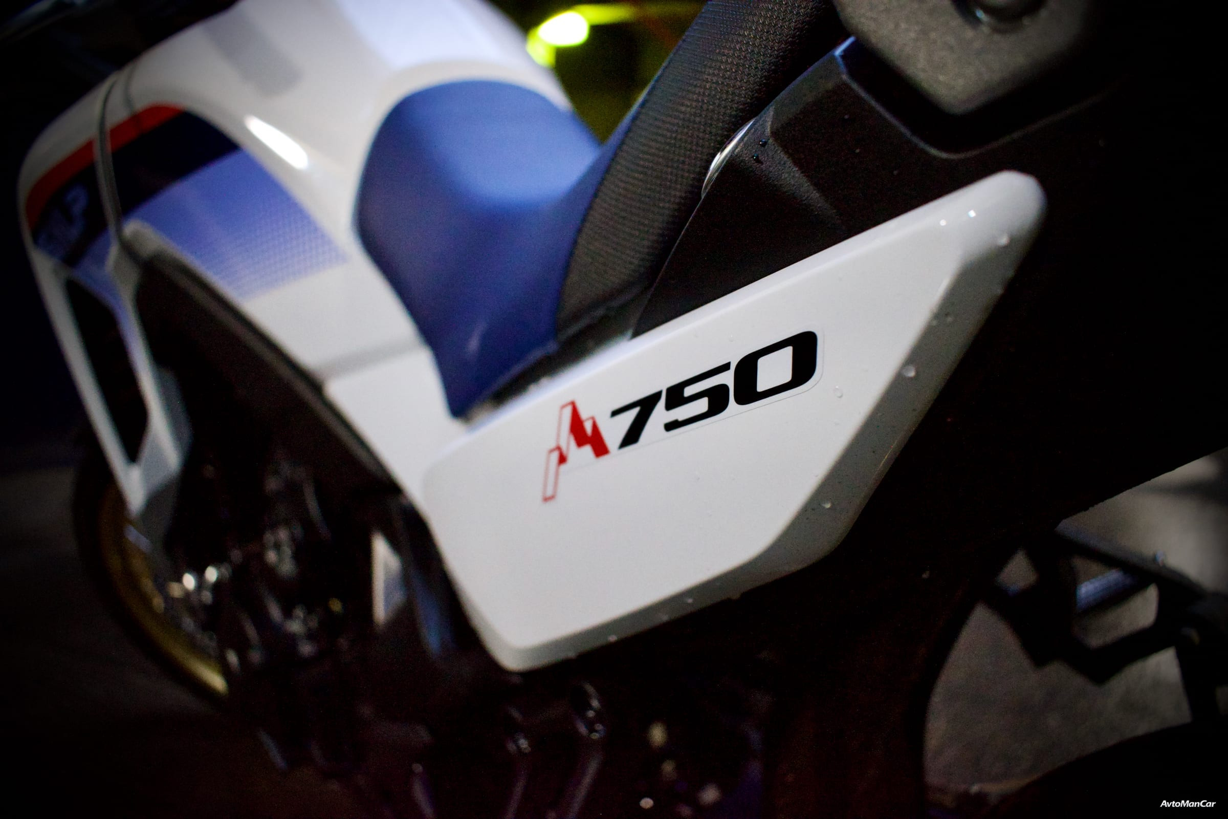 XL750