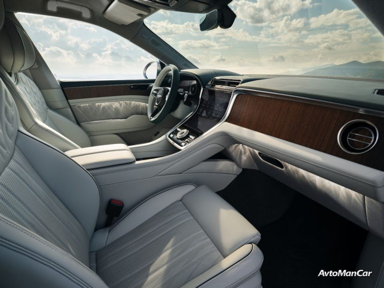 Bentley Torcal 2028 — интерьер с изогнутым OLED-дисплеем