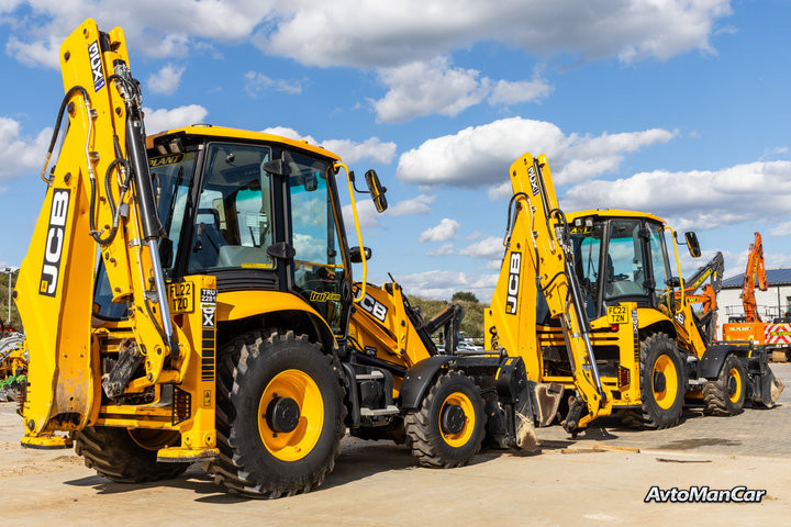 JCB 3CX и 4CX
